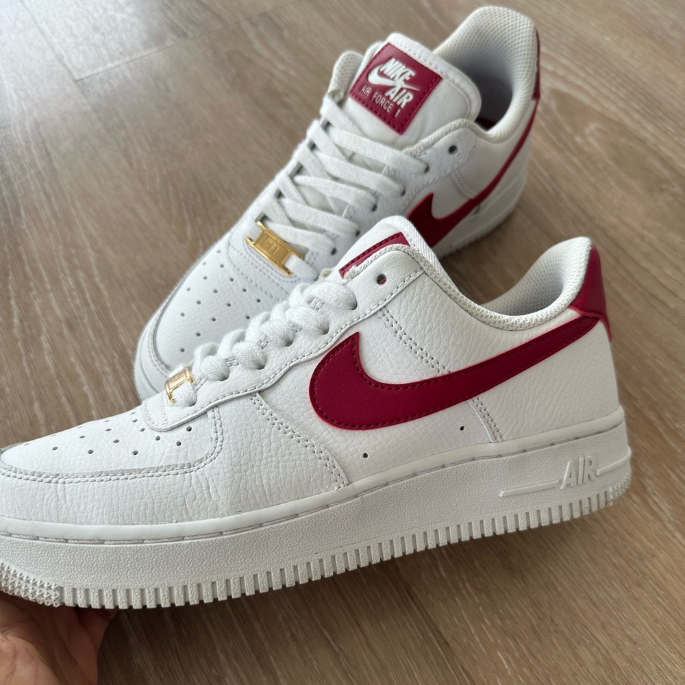 Nike Air Force 1